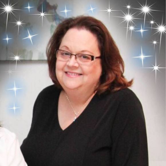 Meet your Posher, Lori - Picture 1 of 1